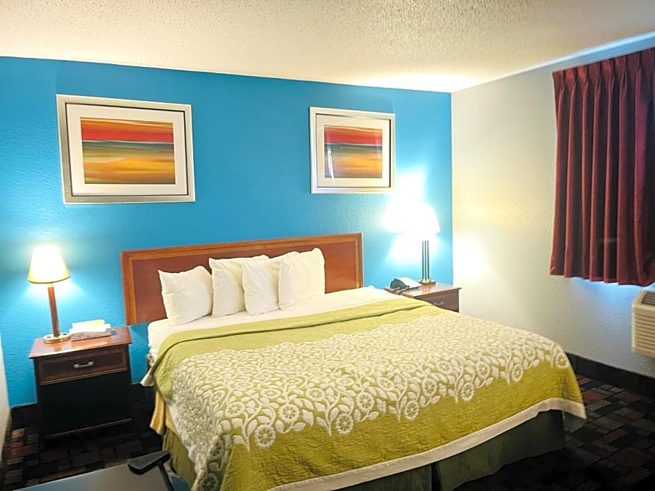 Rodeway Inn Whitehall