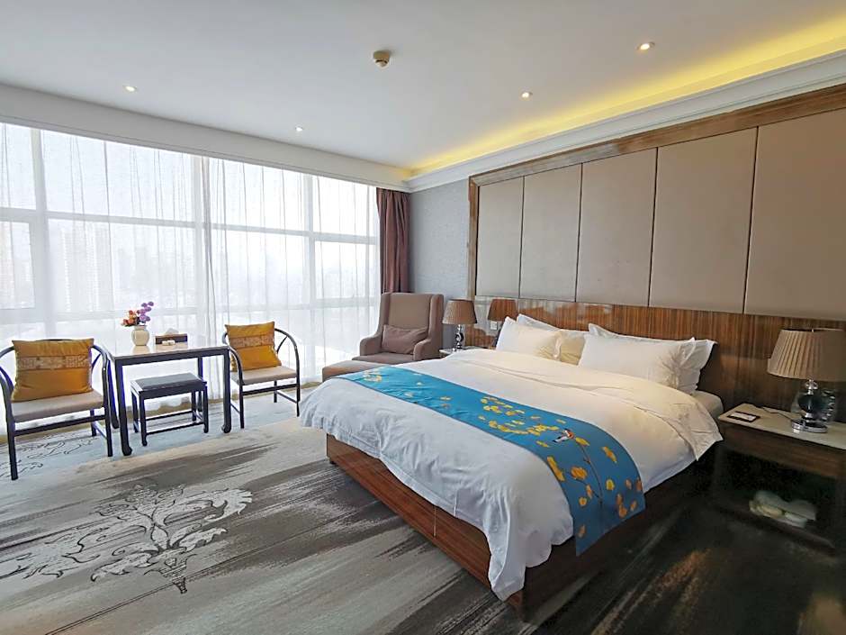 Greentree Eastern Huainan Guangchang Road Hotel