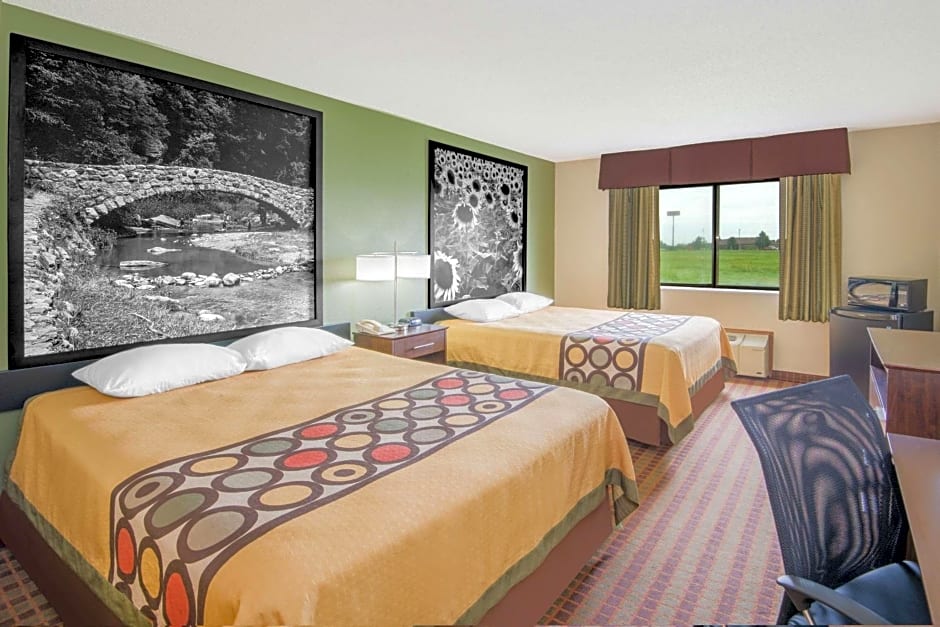 Super 8 by Wyndham Story City