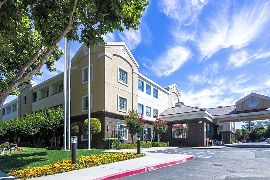 Country Inn & Suites by Radisson, San Jose International Airport, CA