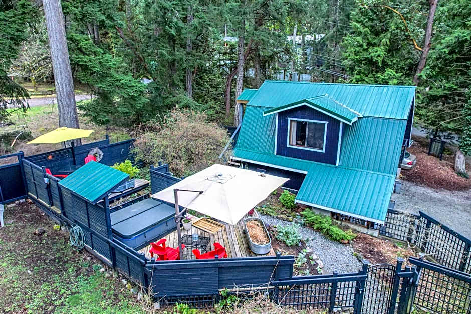 Salt Spring Carriage House B&B