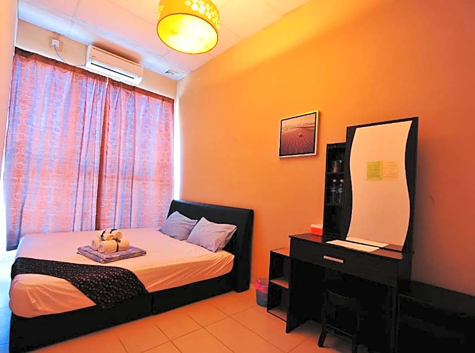 Photo 1 of 1 of Standard Double Room with Shared Bathroom