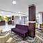 La Quinta Inn & Suites by Wyndham Knoxville North I-75