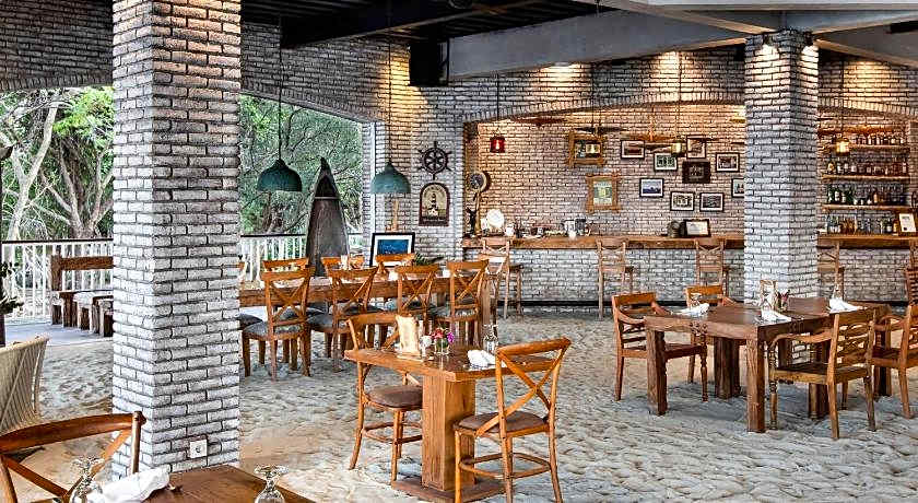 Menjangan Eco Lodge