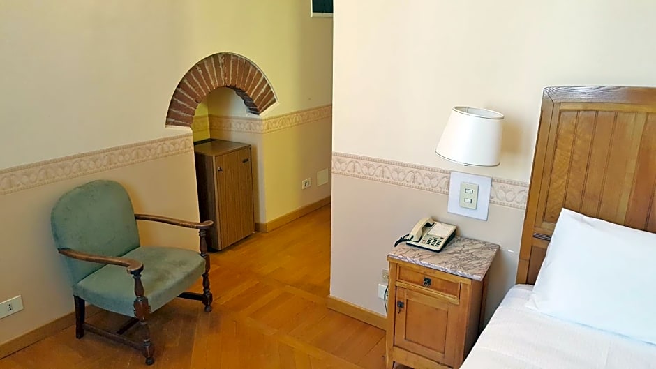 Hotel Roma e Rocca Cavour