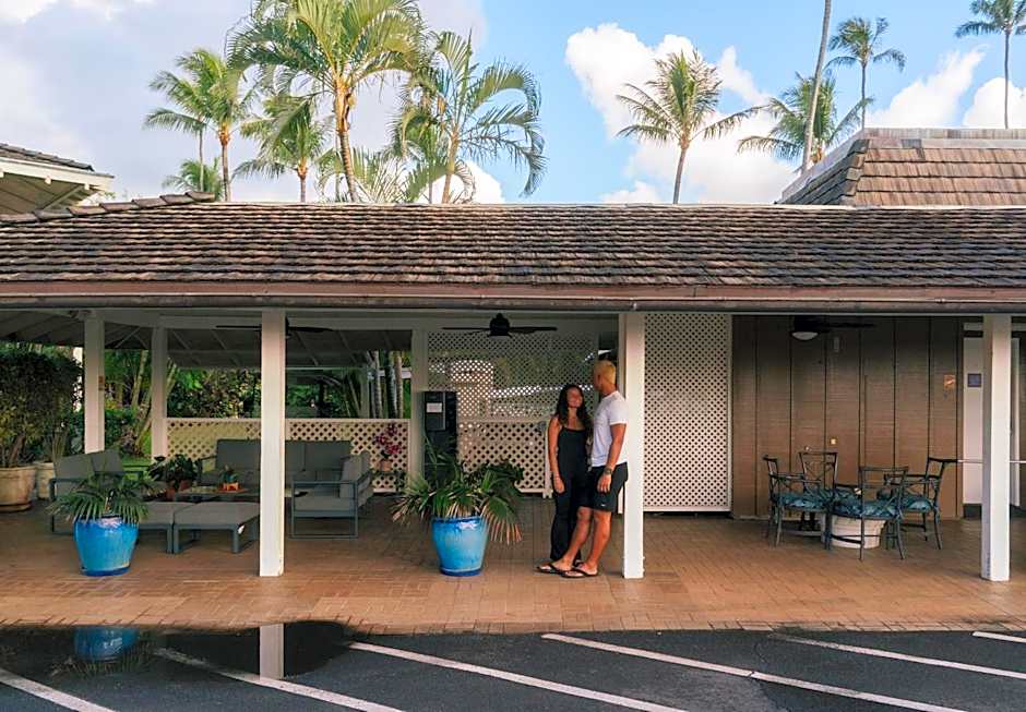 Plantation Hale Suites