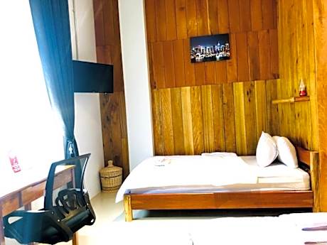 Deluxe Double or Twin Room with City View