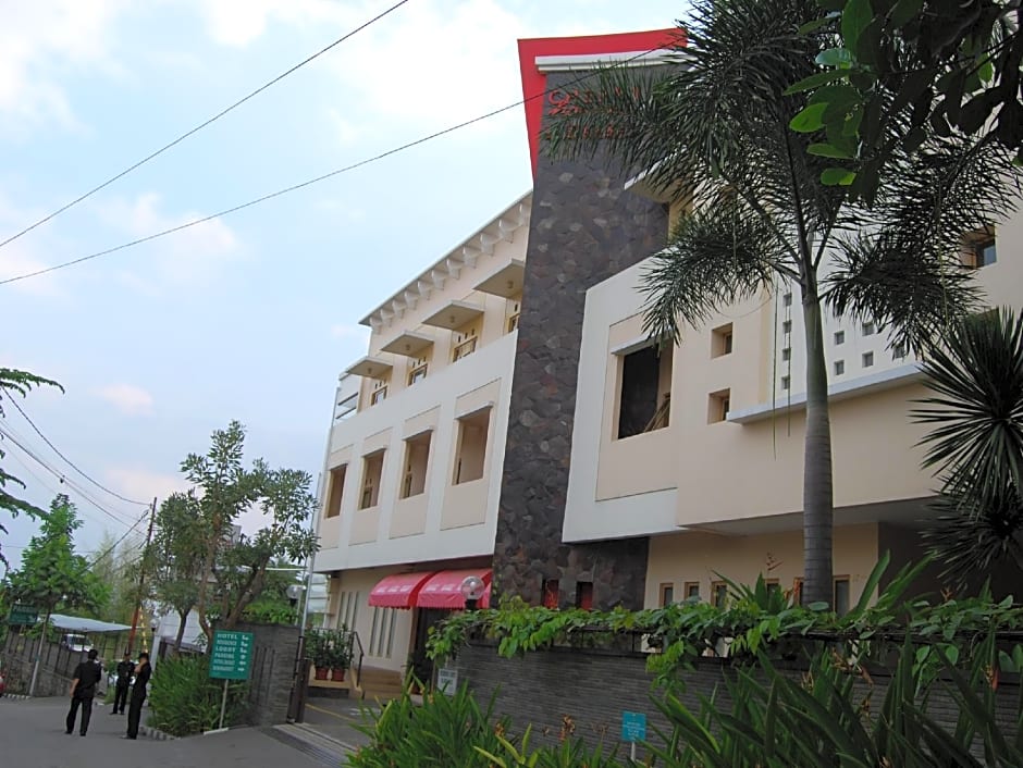 The Cherry Homes Hotel & Residence