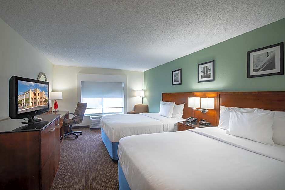 Days Inn by Wyndham Greenville