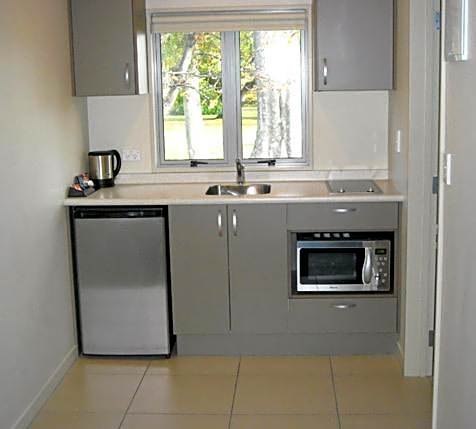 St. John's Court Motel