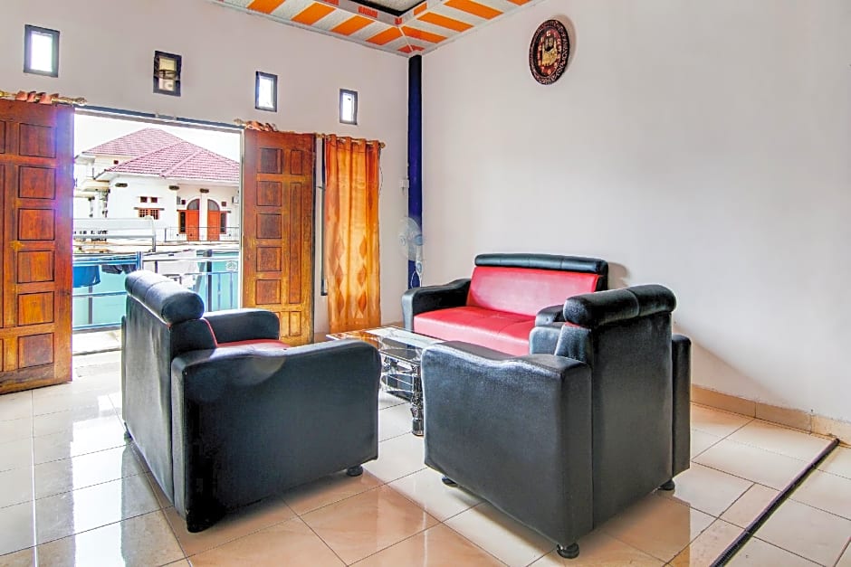 OYO 92455 Hadhilfa Homestay Syariah