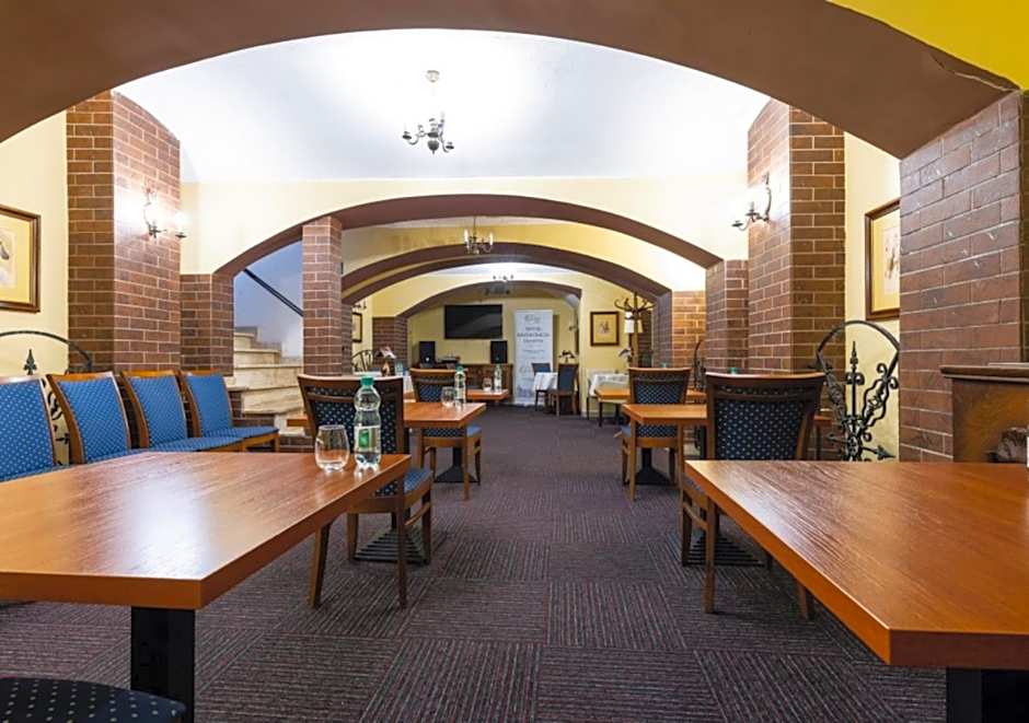 Hotel Diamond w Białym Dworku