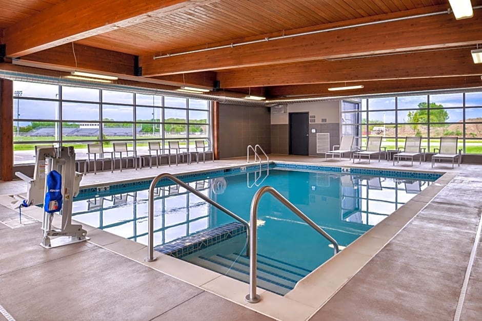 Country Inn & Suites by Radisson, Ft. Atkinson, WI