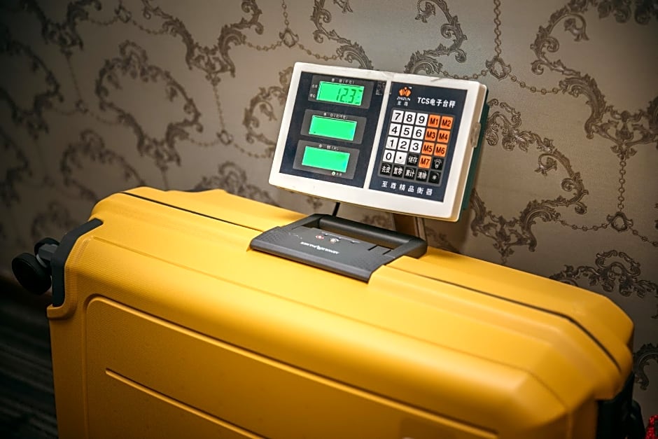 Click Hotel - Taipei Main station branch