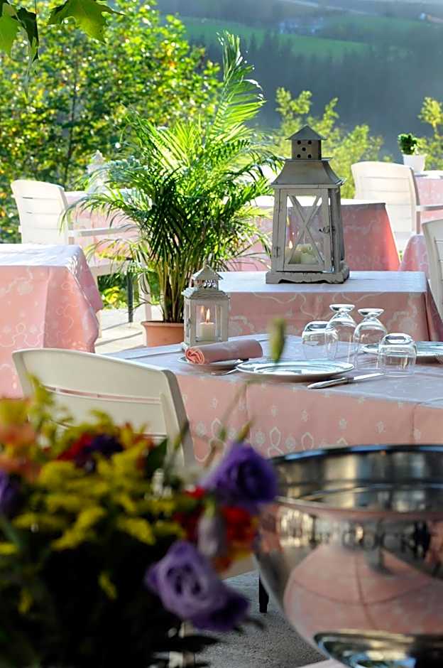 Les Jardins de Bakea