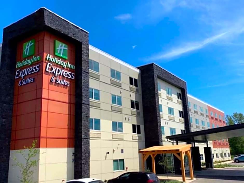 Holiday Inn Express And Suites Courtenay Comox By IHG
