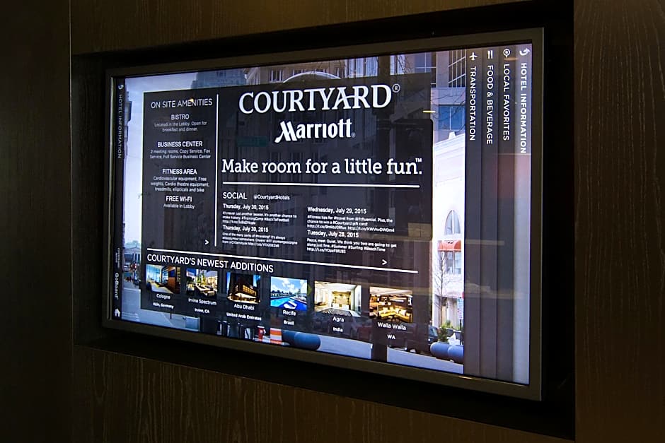 Courtyard by Marriott Detroit Southfield