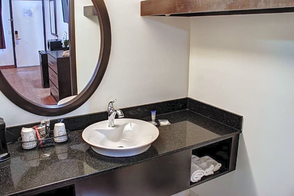Americas Best Value Inn Heath-Newark