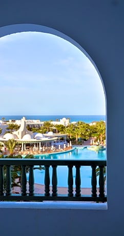 Triple Sea View Room