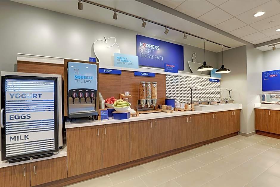 Holiday Inn Express Holly Springs - Raleigh Area By IHG