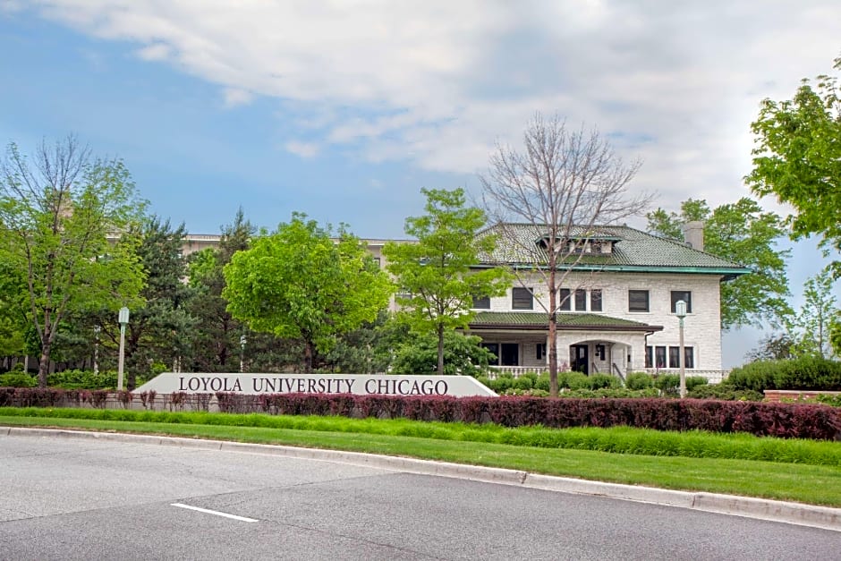 Super 8 by Wyndham Chicago IL