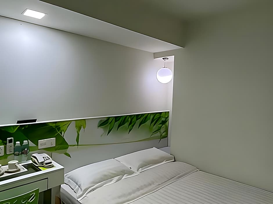 Green Apple Boutique Hotel