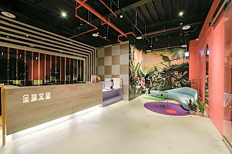 Fengjia JinRui Hotel