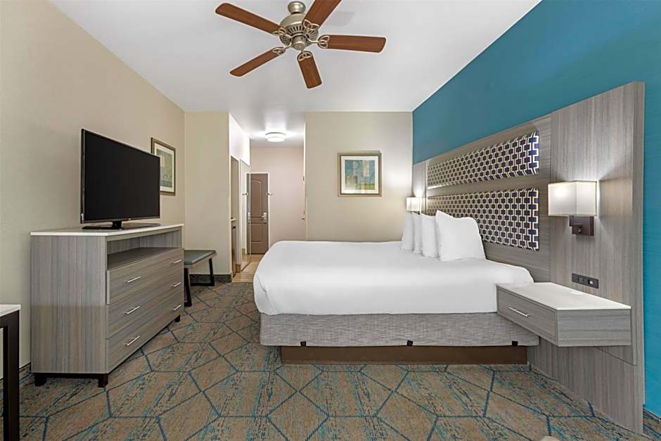 Best Western Plus Wasco Inn & Suites