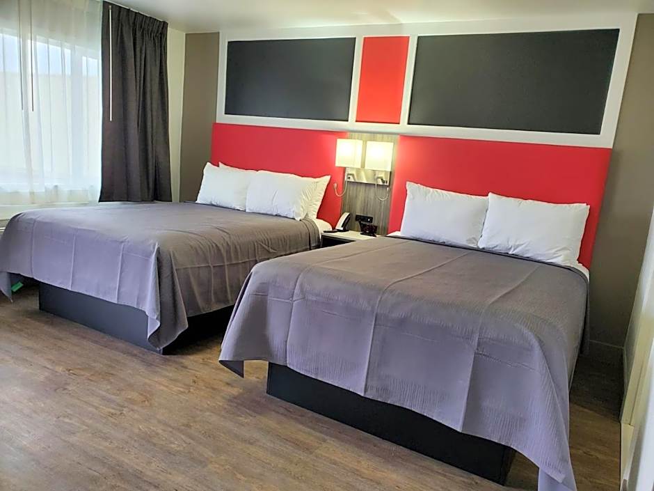 Seven Seas Inn & Suites