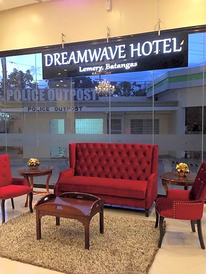 Dreamwave Hotel Lemery
