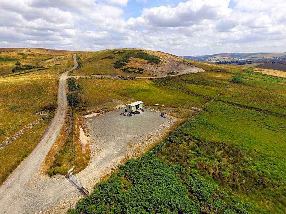 Upper Gilwern Quarry Hut