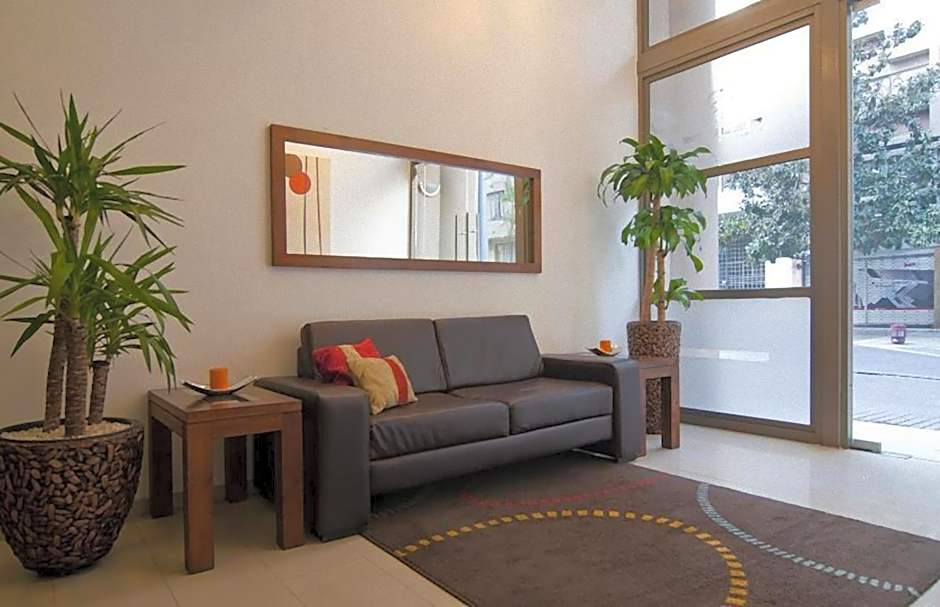 Park Plaza Apart Hotel