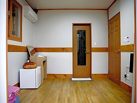Korean Style Ondol Triple Room