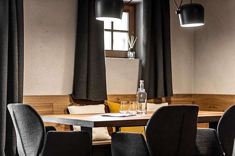 Sportony Mountain Lodges