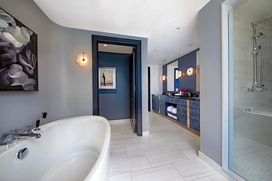 JW Marriott Essex House New York