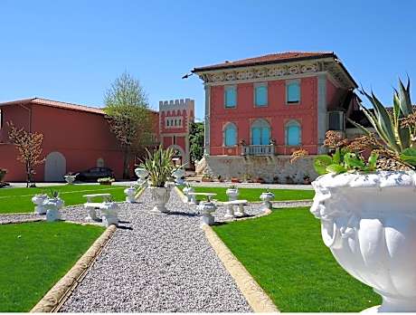 VILLA GARUTI VILLAGE