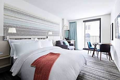 Premier High Floor