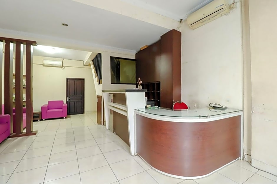 bi.es Homestay by ZUZU
