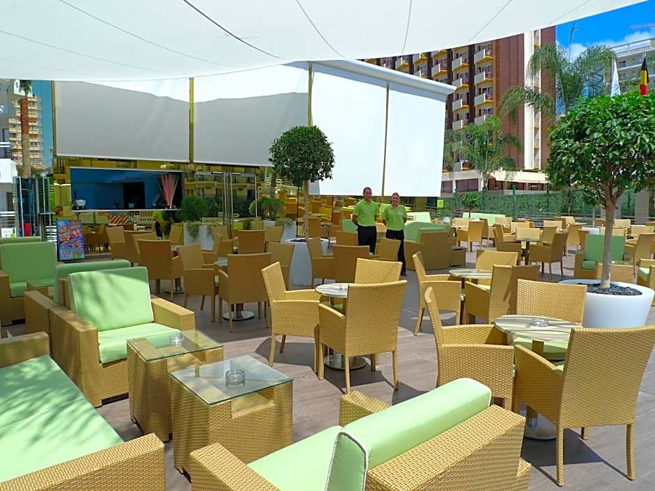 Riviera Beachotel - Adults Recommended