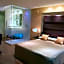 Kadrit Hotel