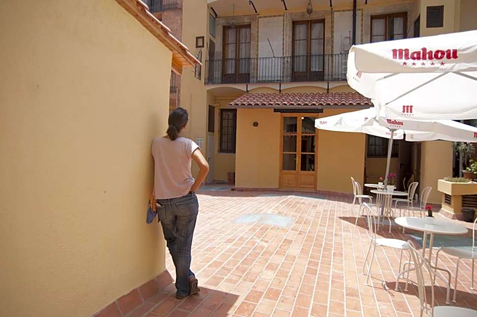 BCN Home Guest House