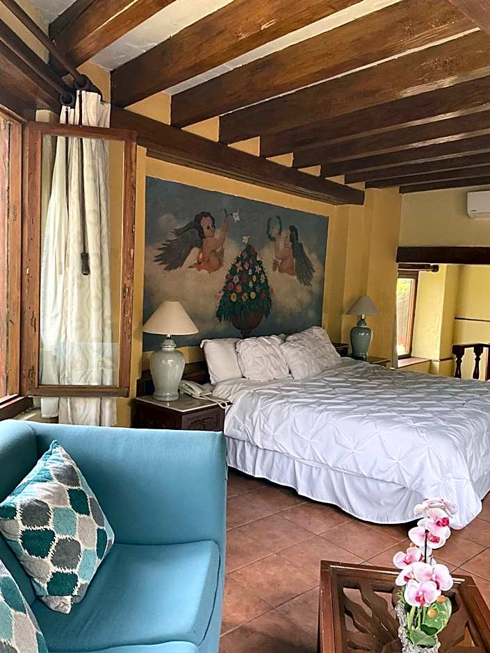 Villa San Jose Hotel & Suites