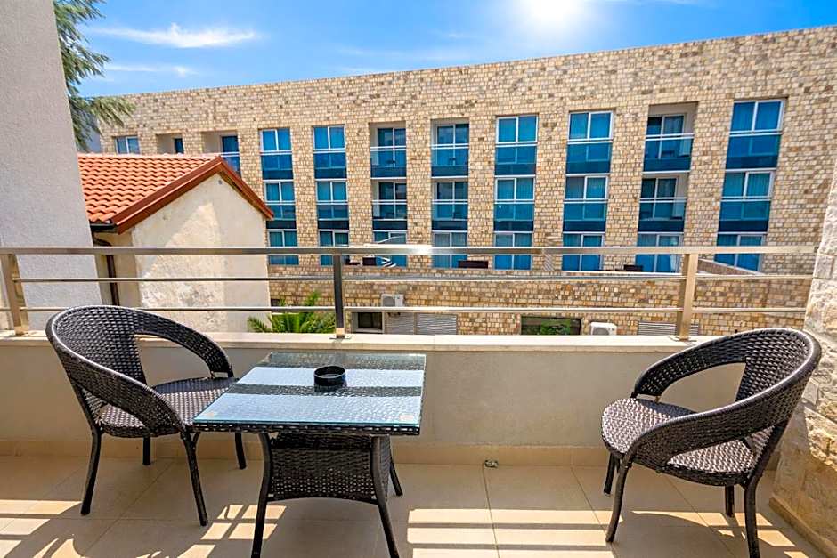 Hotel Butua Residence