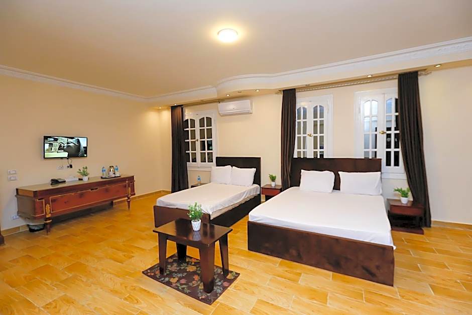 Turquoise Pyramids palace