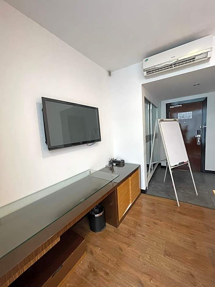 New World Express Motel