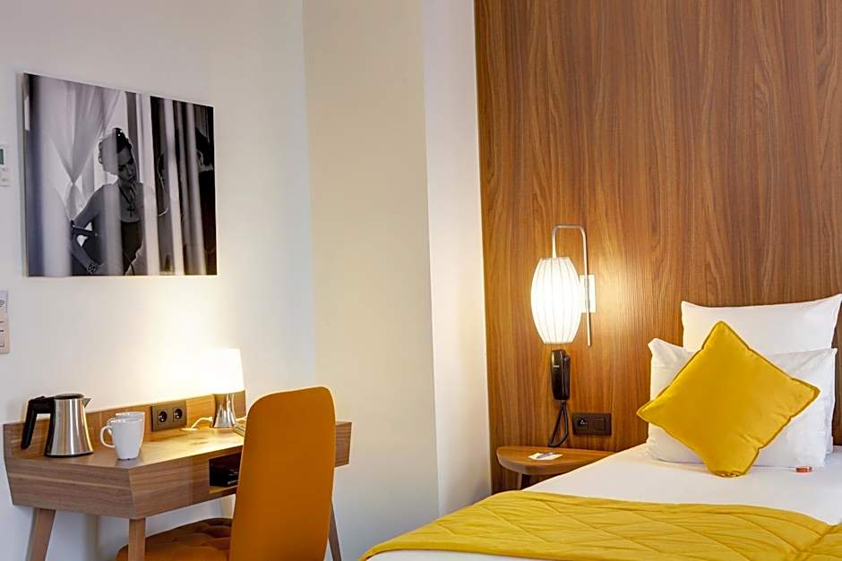 Best Western Plus 61 Paris Nation Hotel