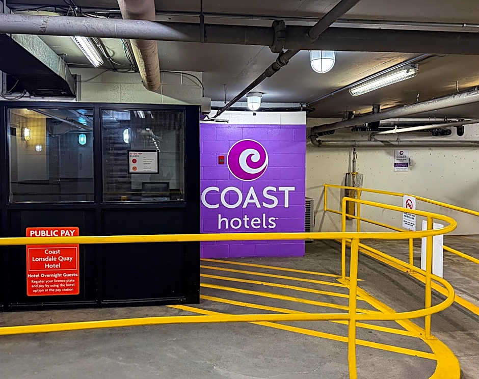 Coast Lonsdale Quay Hotel