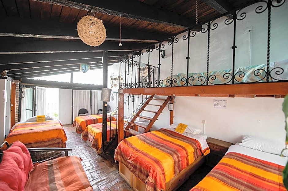 Hostel Mexico DF Airport
