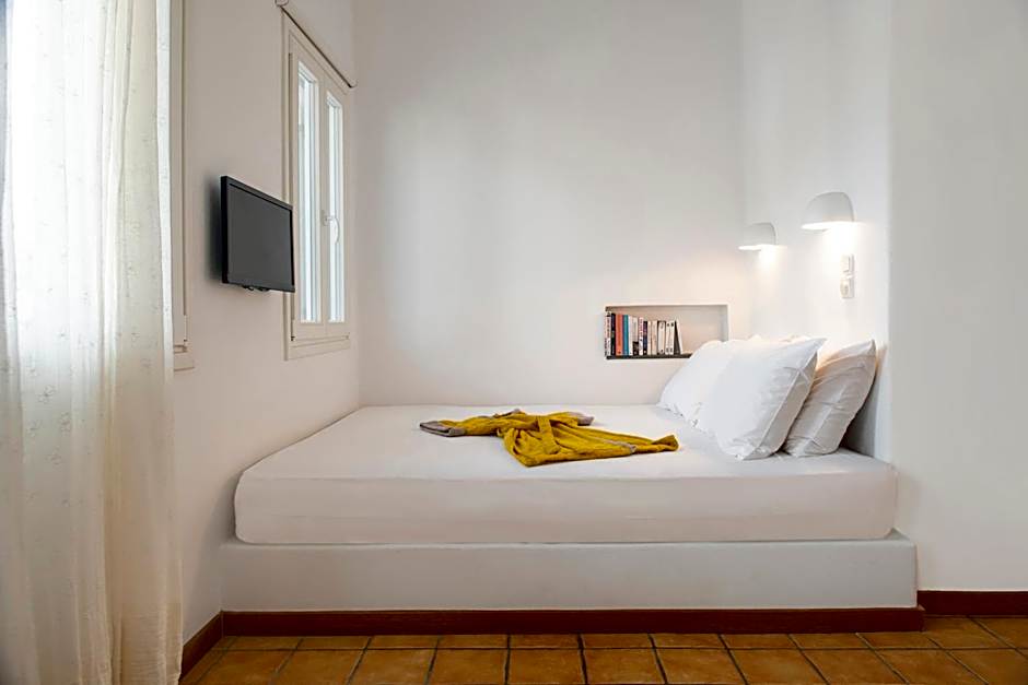 Archipelago Sifnos - Seaside Accommodation