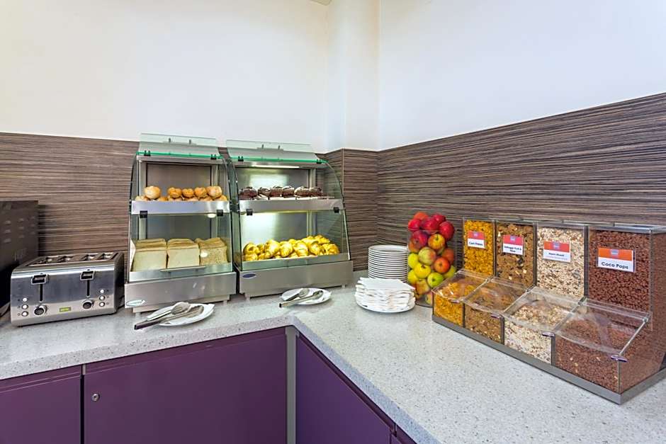 Holiday Inn Express Harlow By IHG